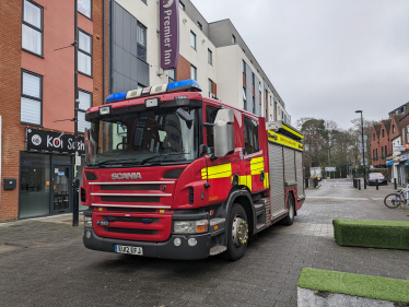 Surrey Fire and Rescue Service - Fire Appliance